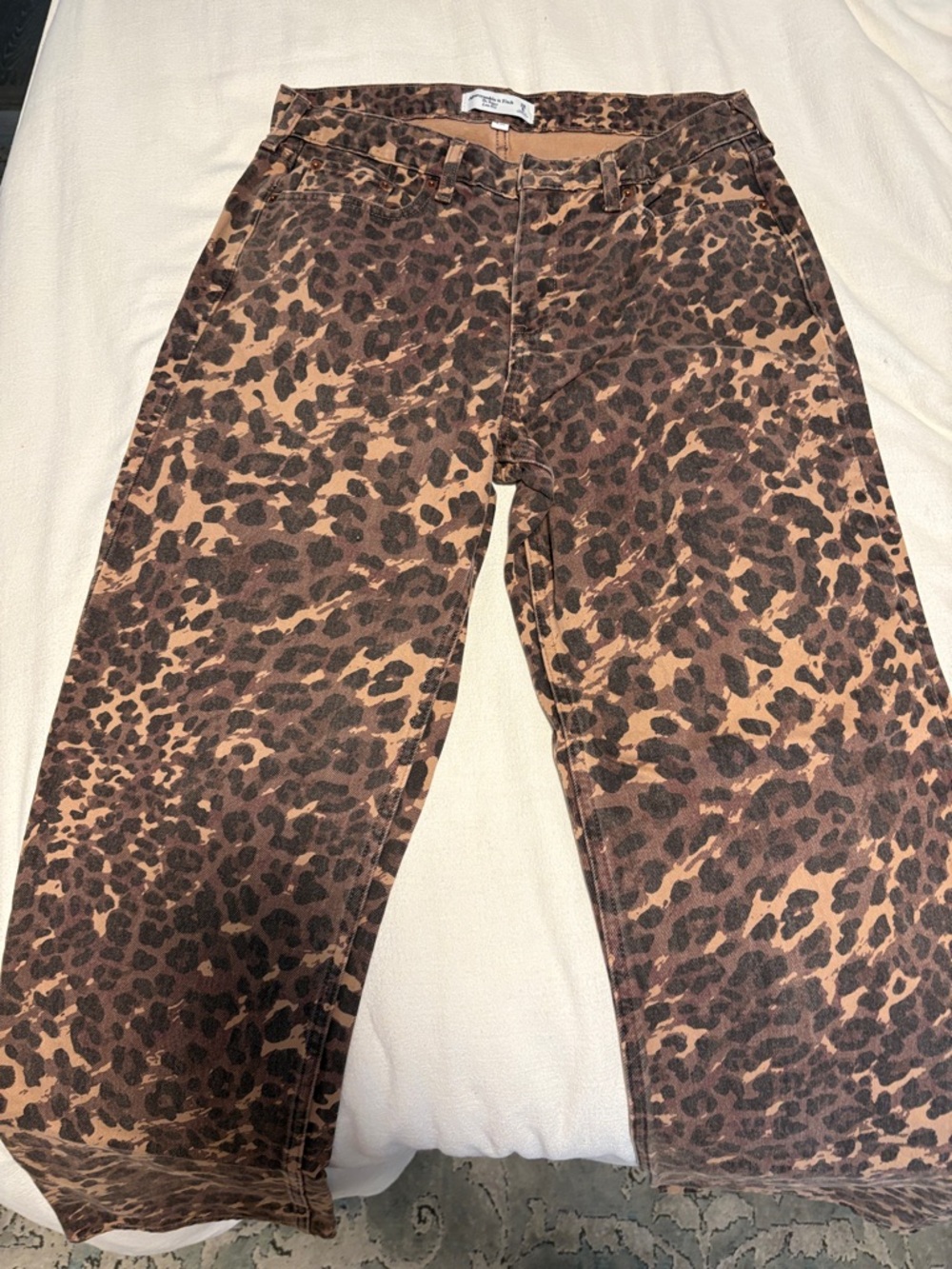 Abercrombie Leopard Print Wide-Leg Women's Jeans - Brown